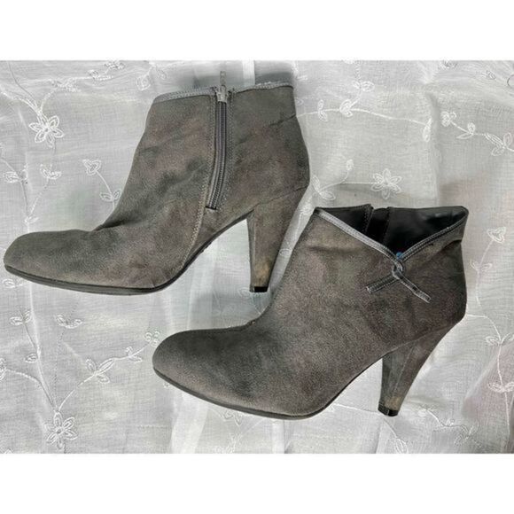 Predictions Women Black Heeled 4.5” Faux Suede Ankle Boots US 11 bootie gray - Picture 4 of 9